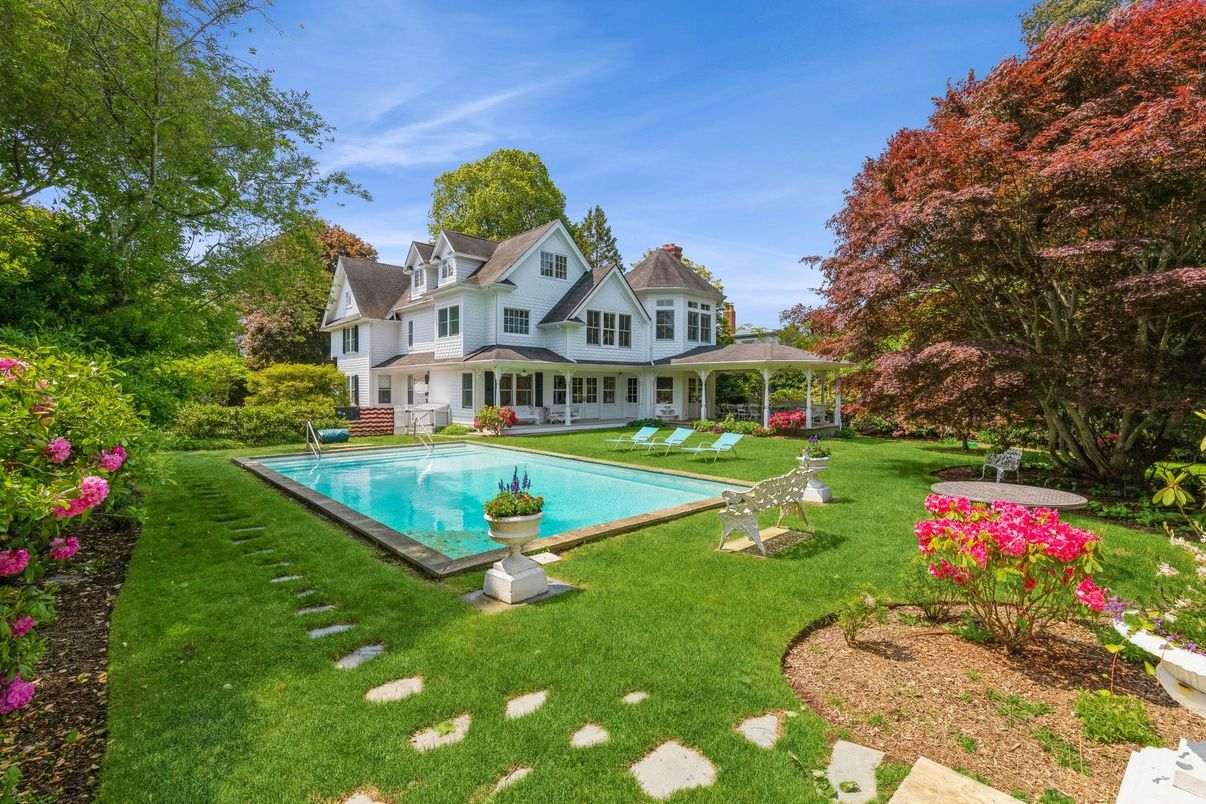 Backyard, Exterior, Pool