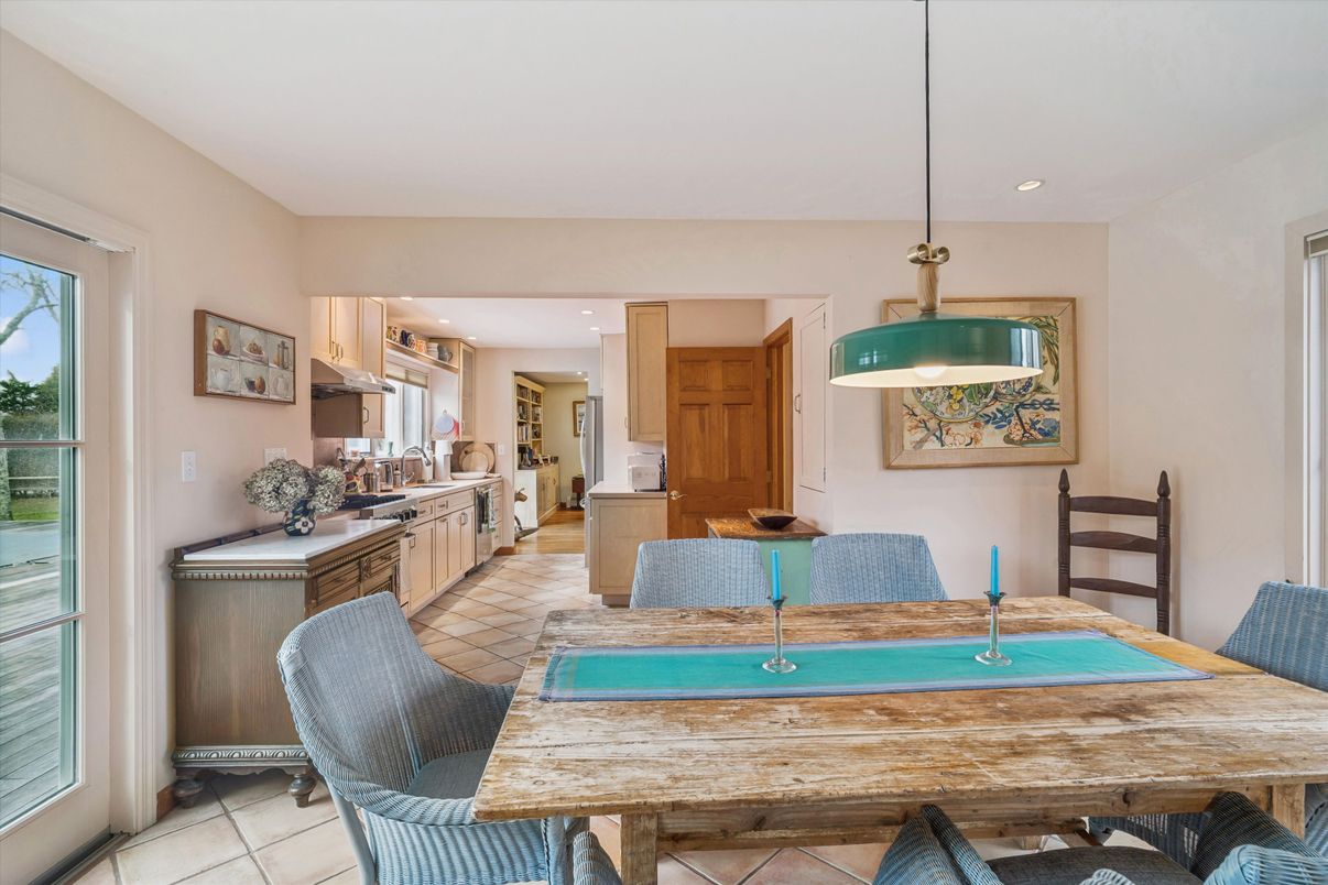Dining room, Interior, Kitchen, Pendant Lights, Recessed Lighting