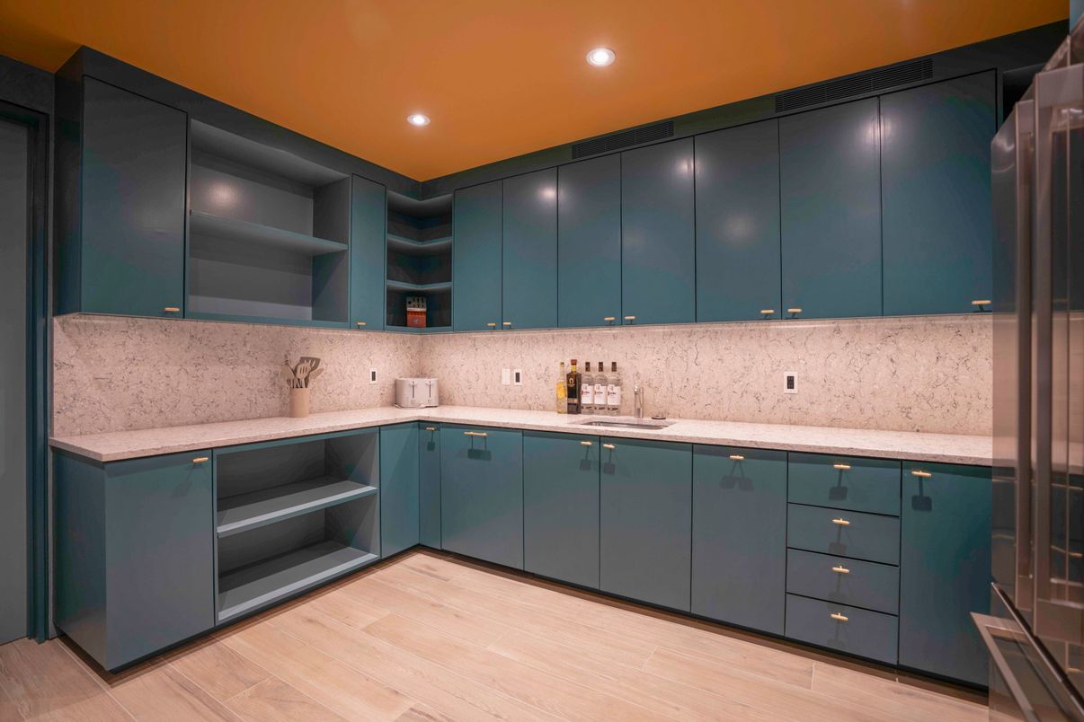 Interior, Recessed Lighting, Wood Texture Flooring