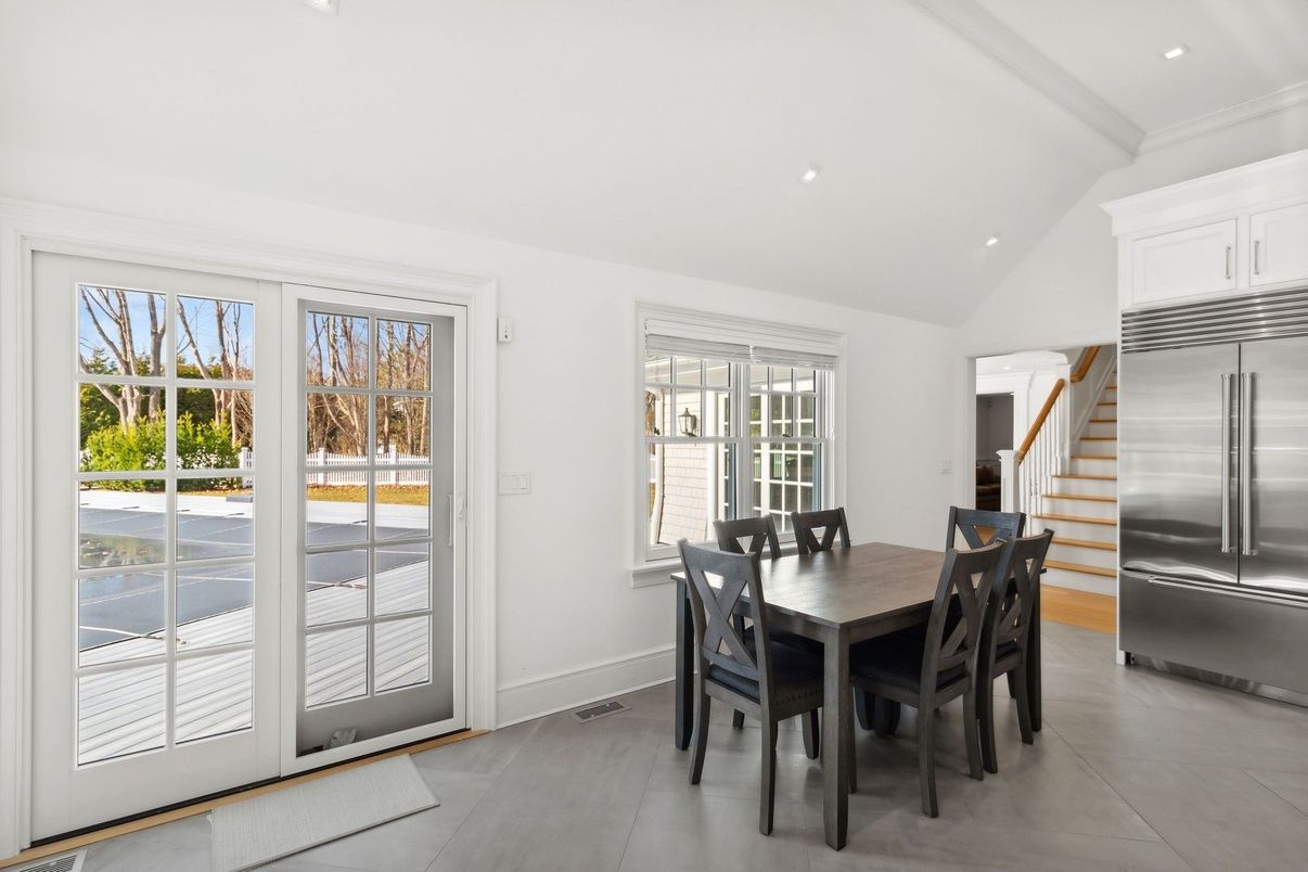 Dining room, Interior, Kitchen, Recessed Lighting