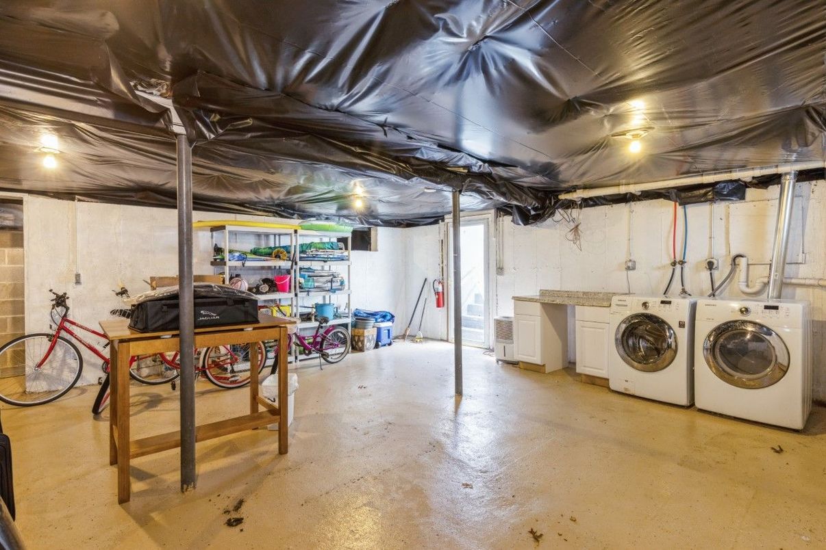 Interior, Utility Closets, Washer