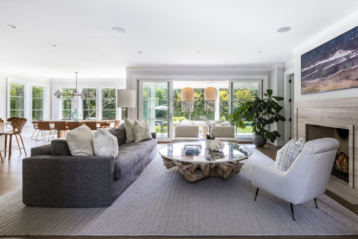 Dining room, Fireplace, Interior, Living room, Pendant Lights, Recessed Lighting