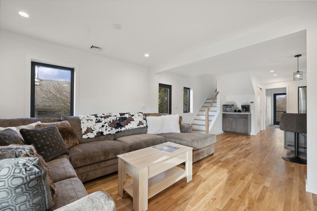 Interior, Living room, Pendant Lights, Recessed Lighting, Wood Texture Flooring