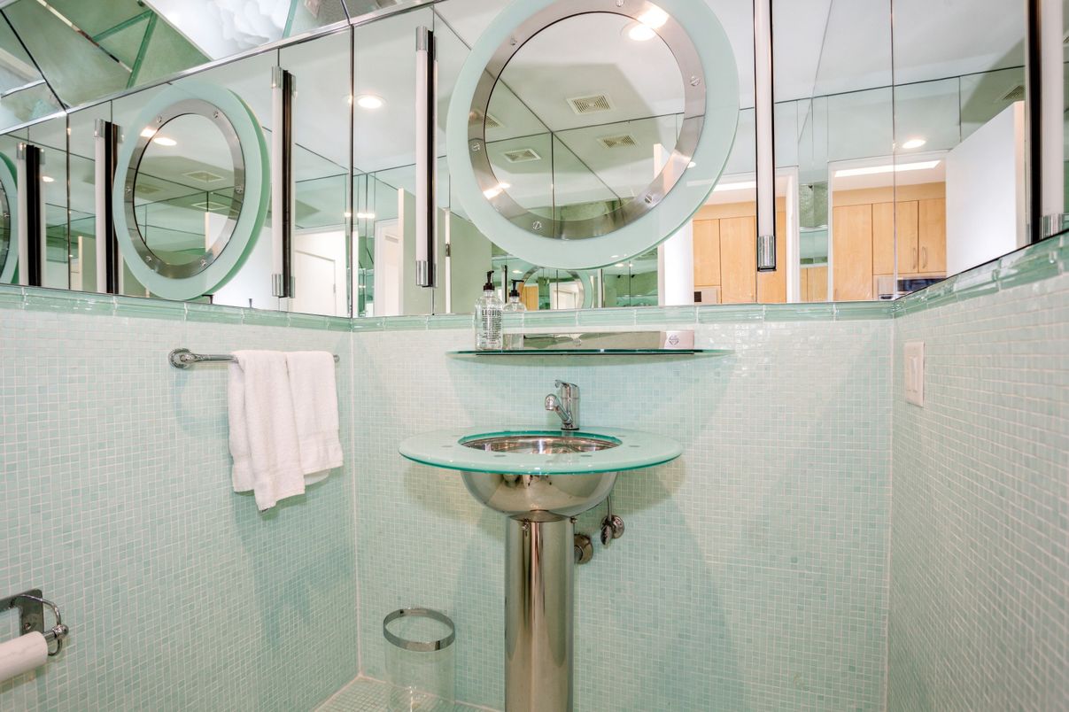 DE Listing image placeholder