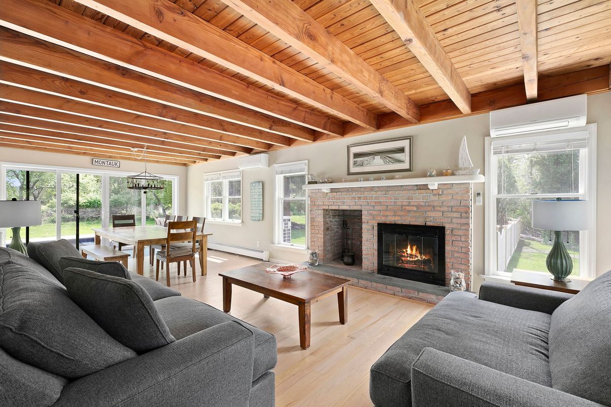 Dining room, Fireplace, Interior, Living room, Pendant Lights, Wooden Beams, Wooden Ceilings, Wood Texture Flooring