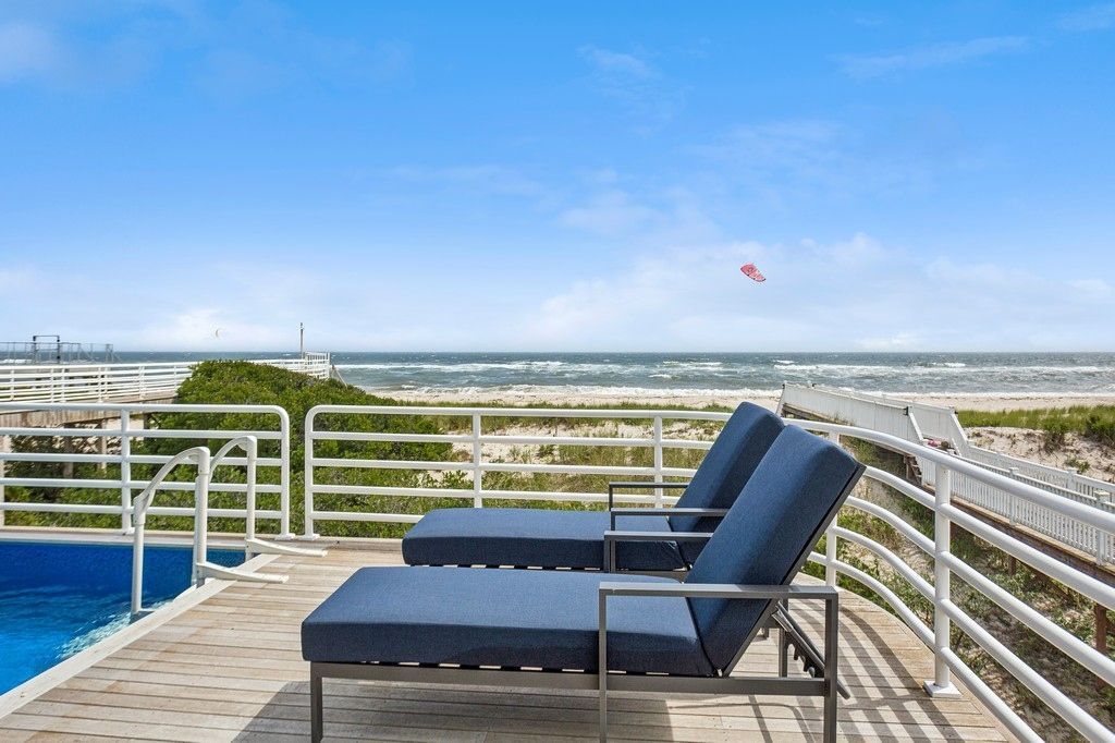 Water, Exterior, Pool, Other