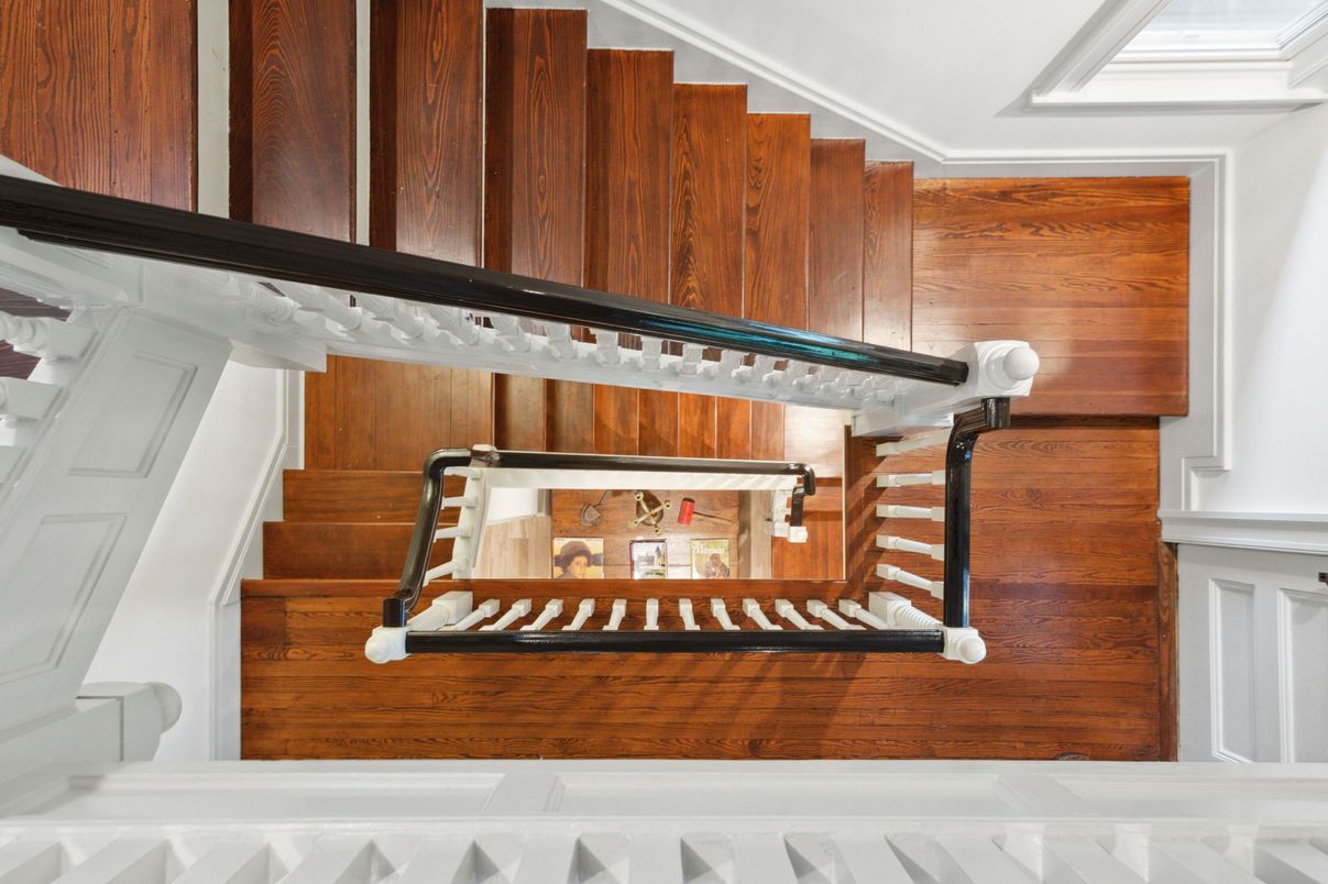 DE Listing image placeholder