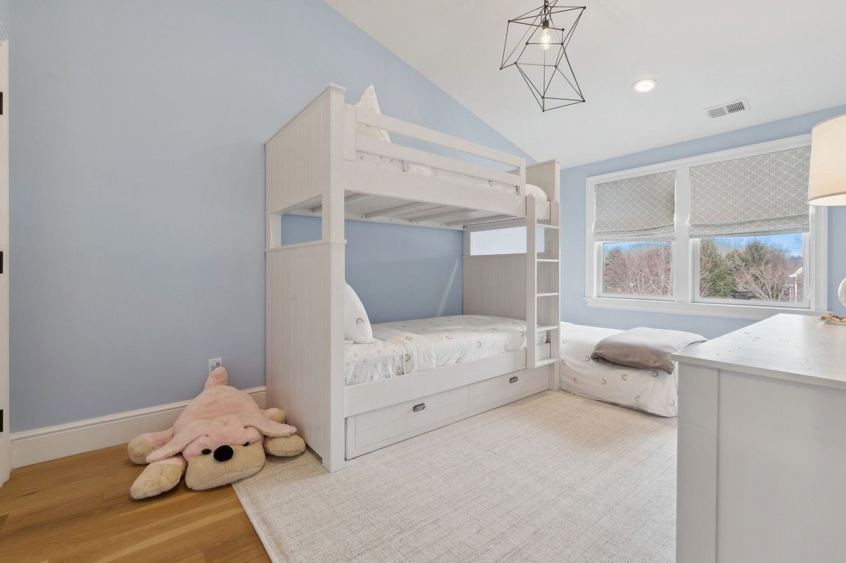 Bedroom, Interior, Pendant Lights, Recessed Lighting, Wood Texture Flooring