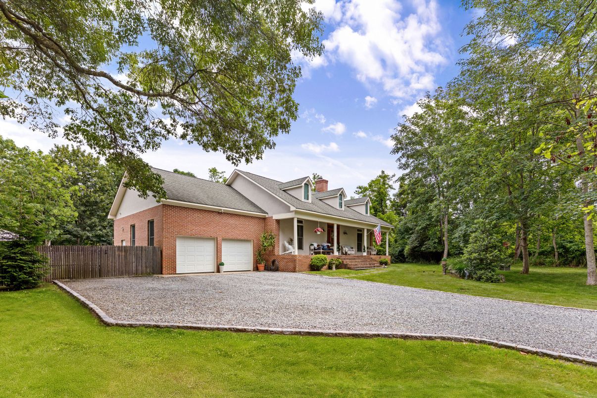 Attached, Exterior, Facade, Brick Facade, Tudor Revival