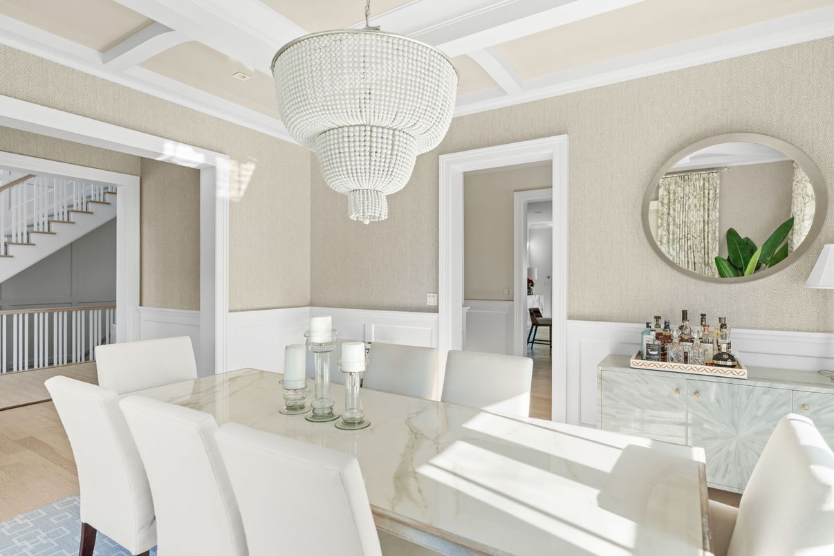 Chandelier, Dining room, Interior