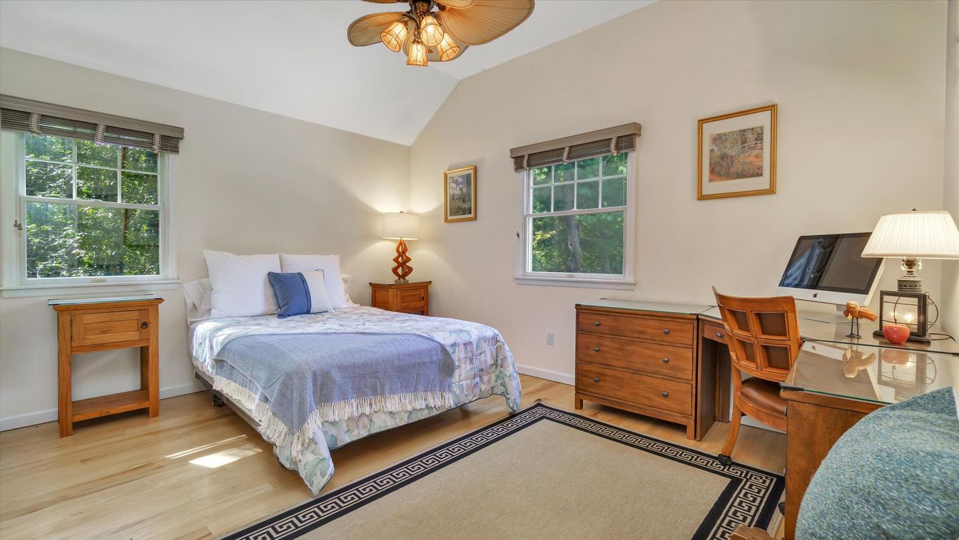 Bedroom, Home Office, Interior, Wood Texture Flooring