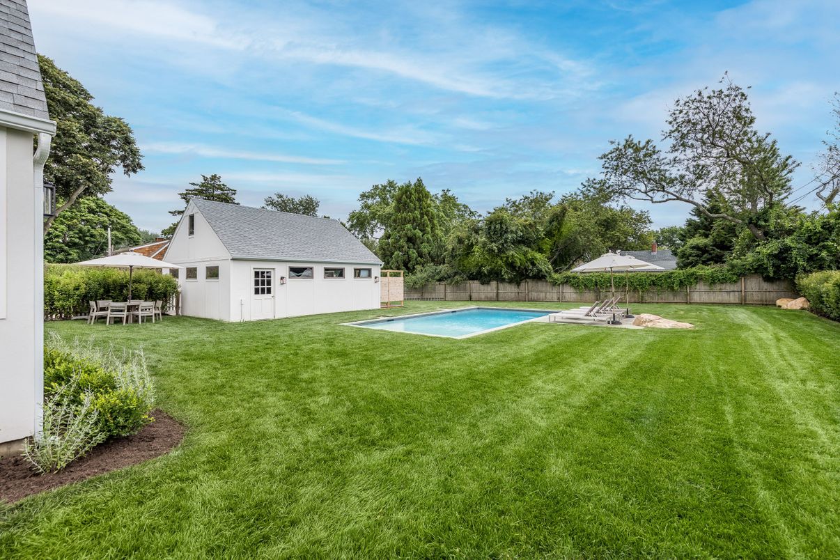 Backyard, Exterior, Pool