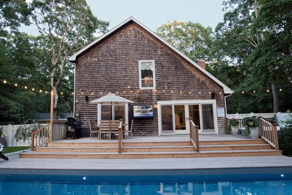 Exterior, Hot Tub, Pool