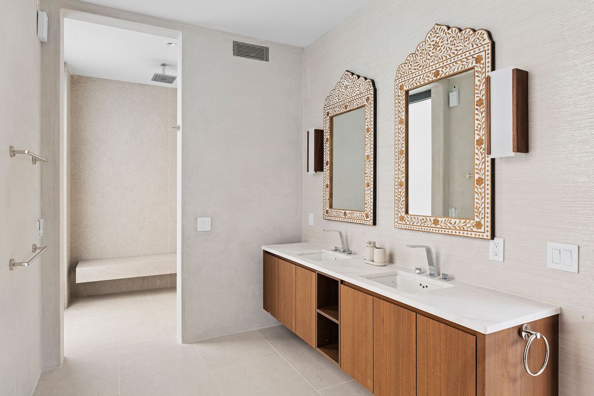 Bathroom, Dual Sink Vanities, Interior