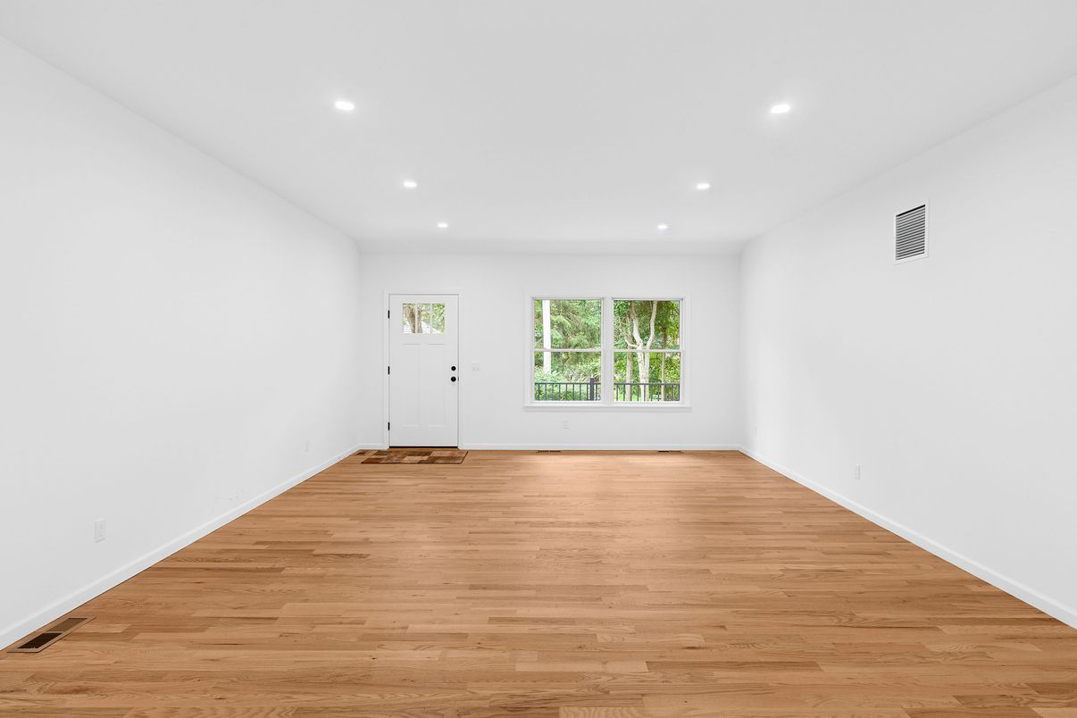 Empty room, Interior, Recessed Lighting, Wood Texture Flooring