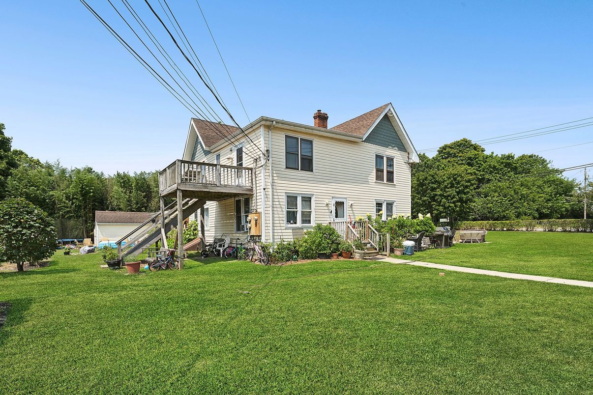 Backyard, Exterior, Playground