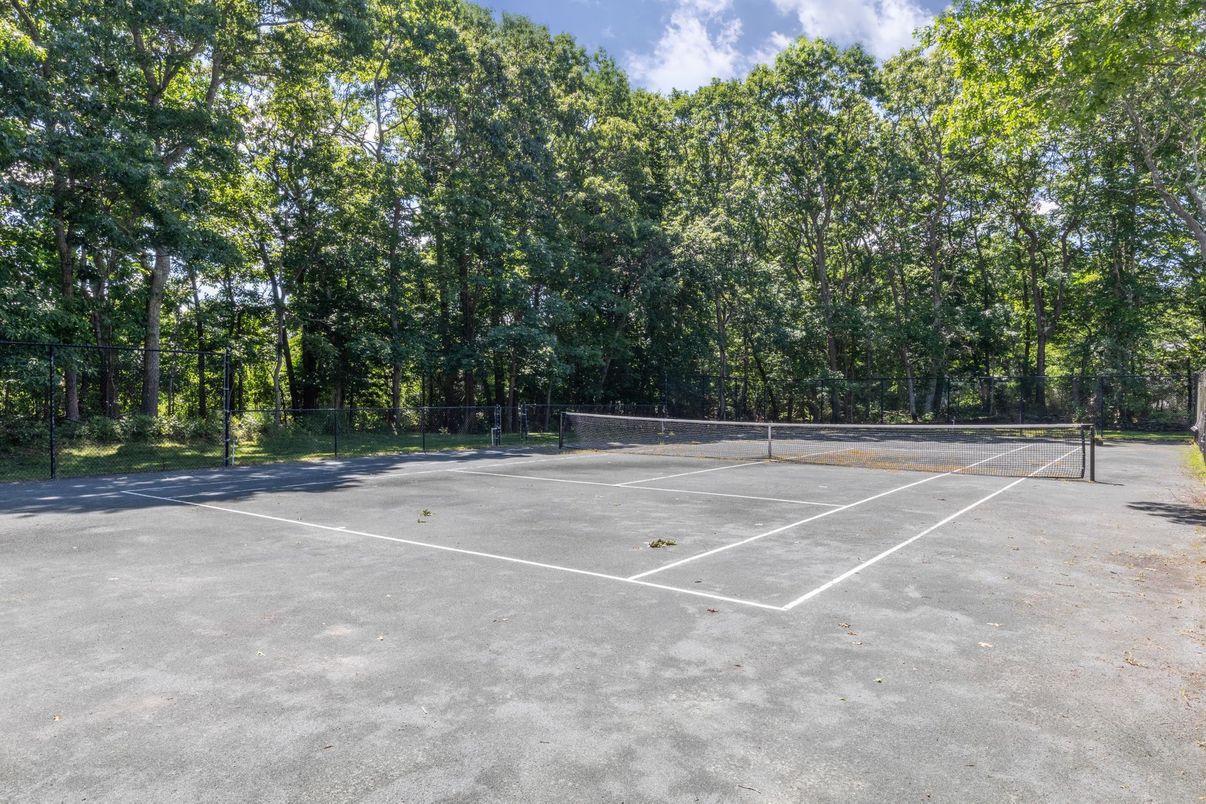 Exterior, Tennis Courts