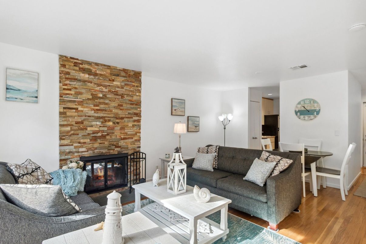 DE Listing image placeholder