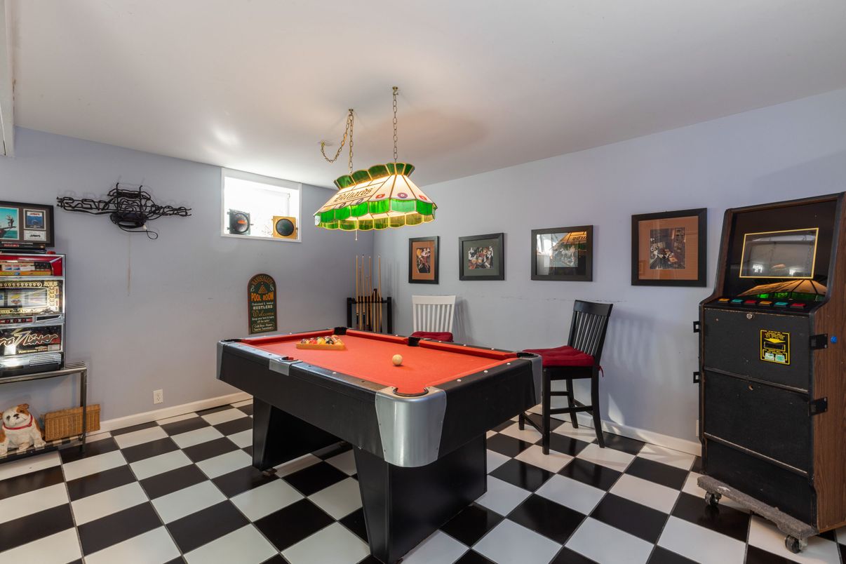 Billiard Table, Game Room, Interior, Pendant Lights