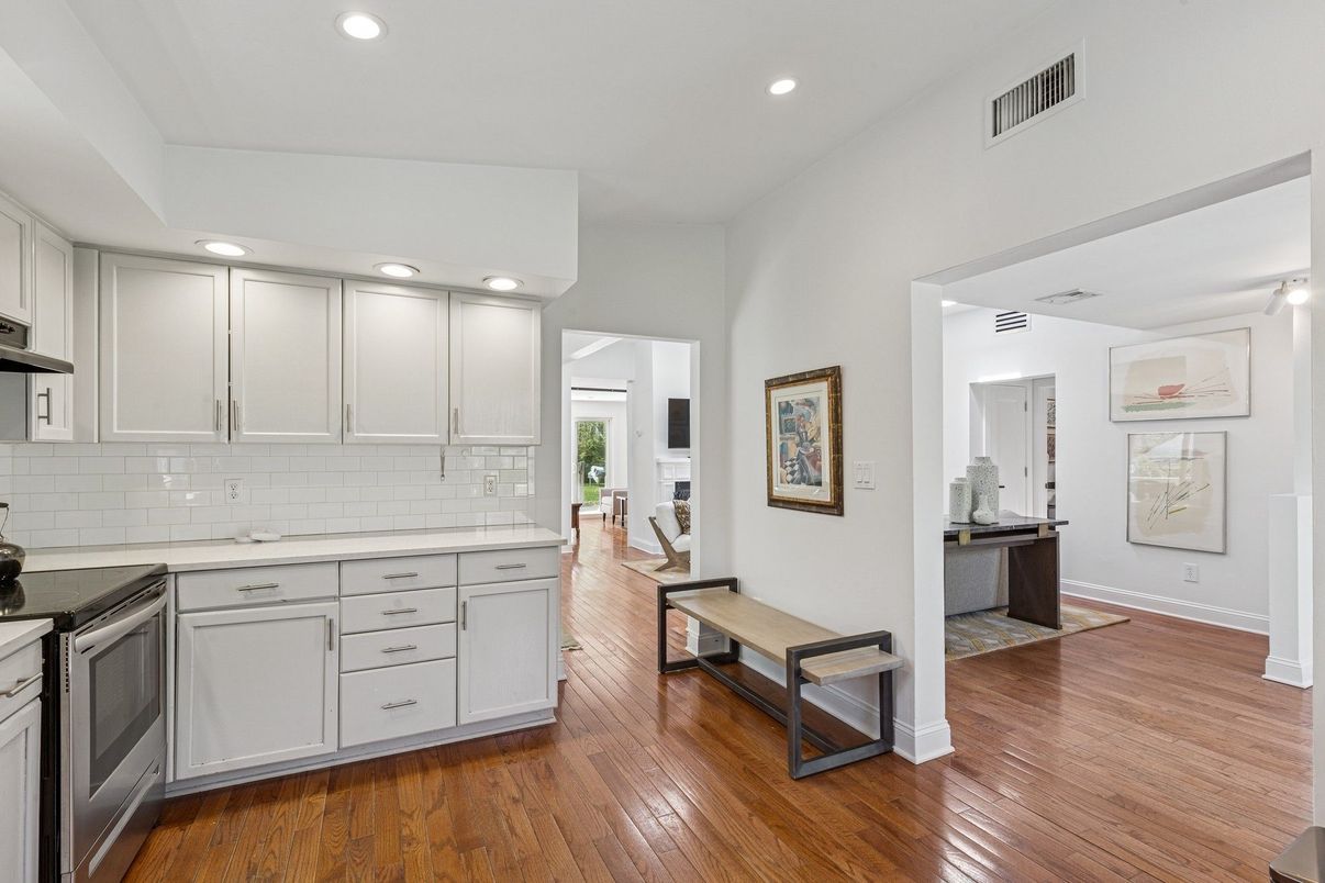 Interior, Kitchen, Recessed Lighting, Wood Texture Flooring