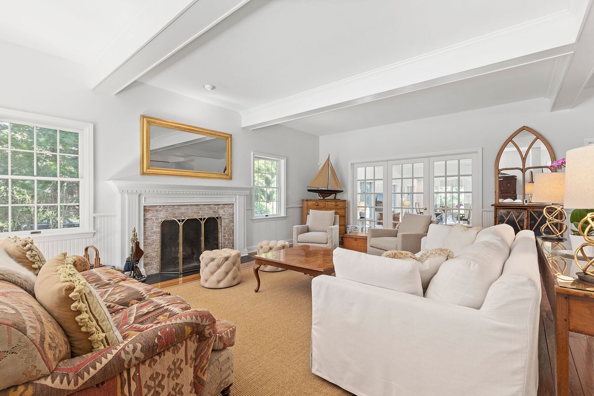 Fireplace, Interior, Living room