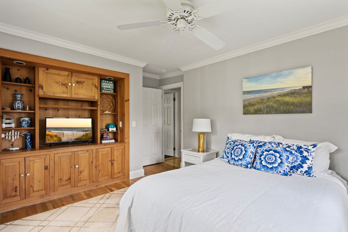 DE Listing image placeholder