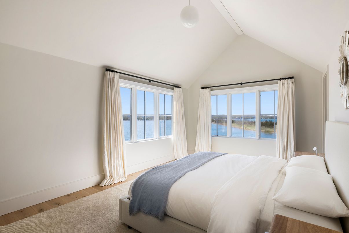 Bedroom, Interior, Water, Wood Texture Flooring