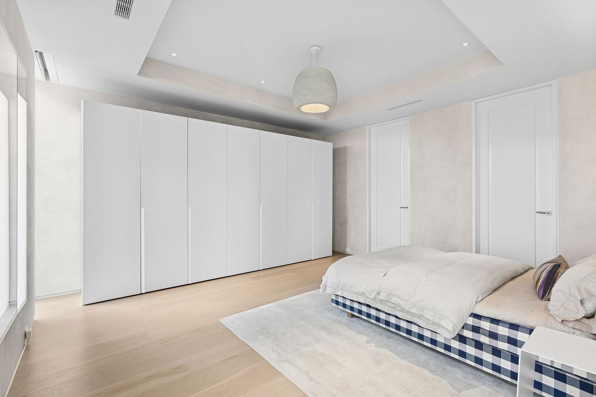 Bedroom, Interior, Pendant Lights, Recessed Lighting, Wood Texture Flooring