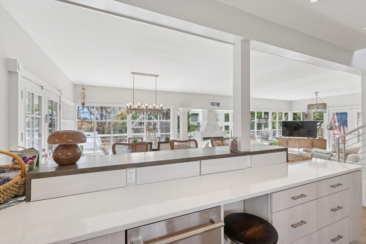 Dining room, Interior, Pendant Lights