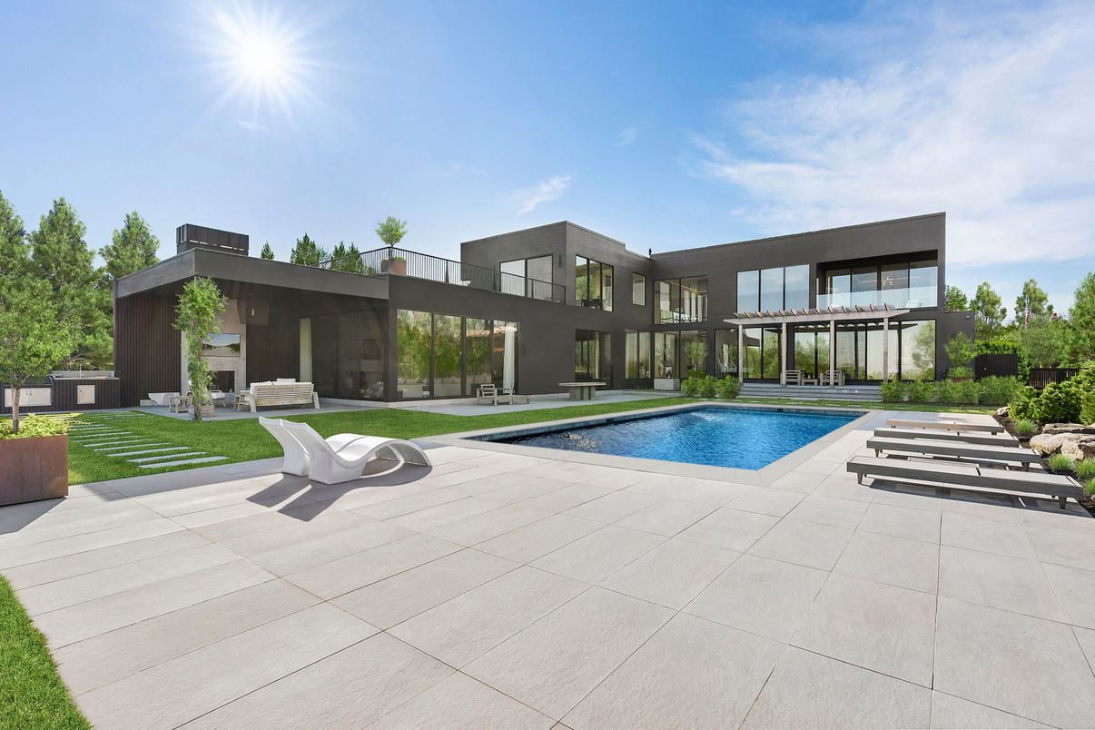 Backyard, Exterior, Pool