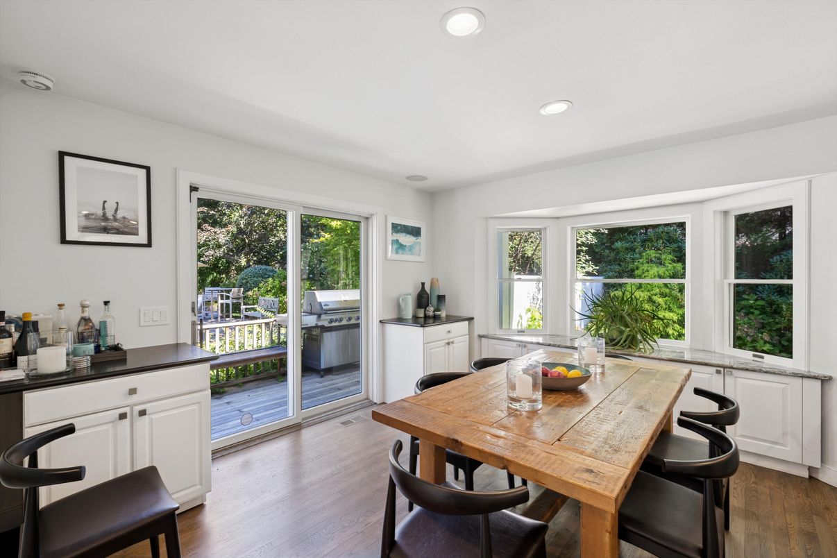 Dining room, Interior, Recessed Lighting, Wood Texture Flooring