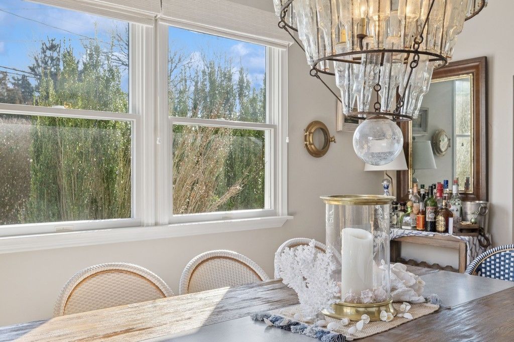 Dining room, Interior