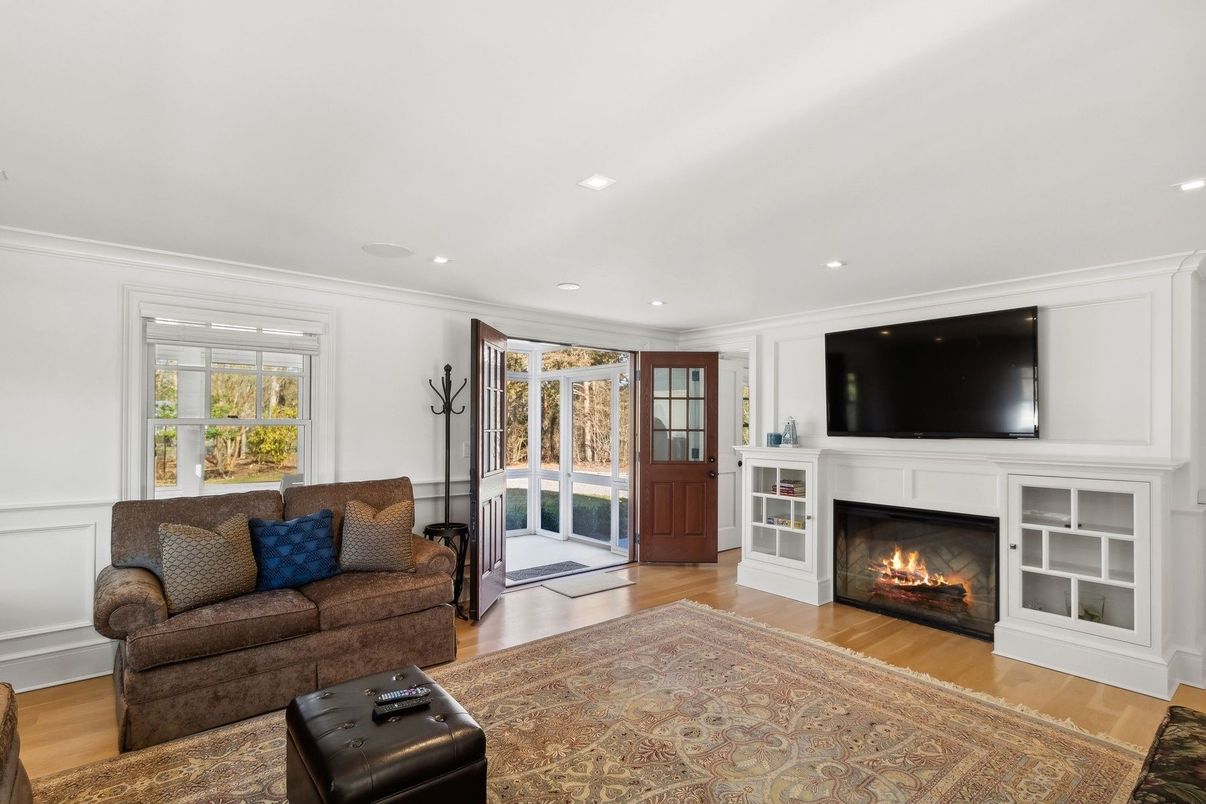 Fireplace, Interior, Living room, Recessed Lighting, Wood Texture Flooring