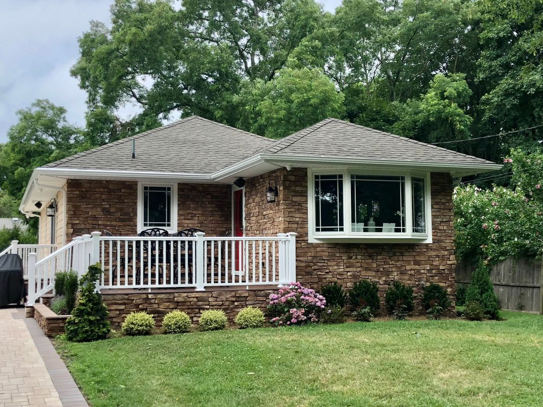 Exterior, Facade, Brick Facade, Ranch