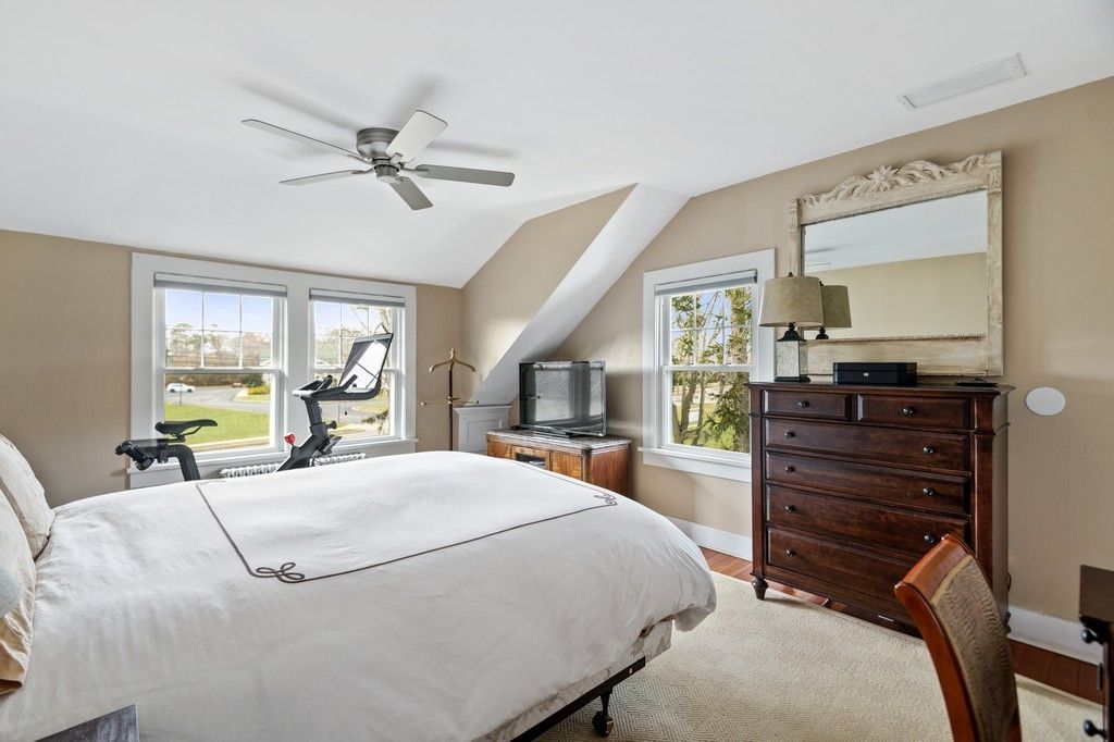Bedroom, Fitness Equipment, Interior