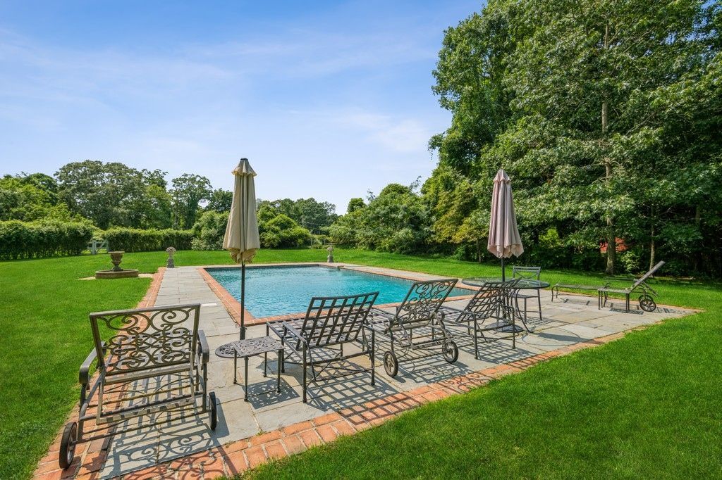 Backyard, Exterior, Pool
