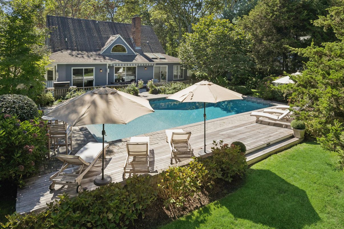 Backyard, Exterior, Pool