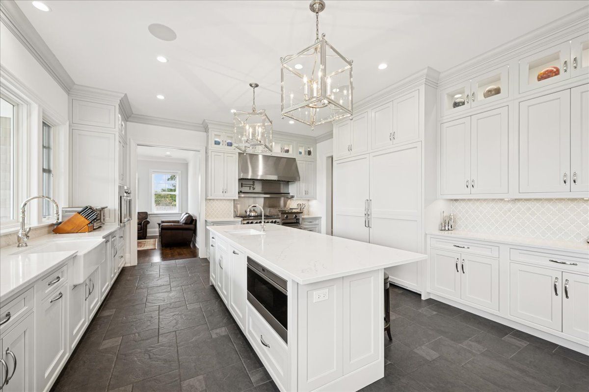 Interior, Kitchen, Pendant Lights, Recessed Lighting, Stainless Steel Appliances