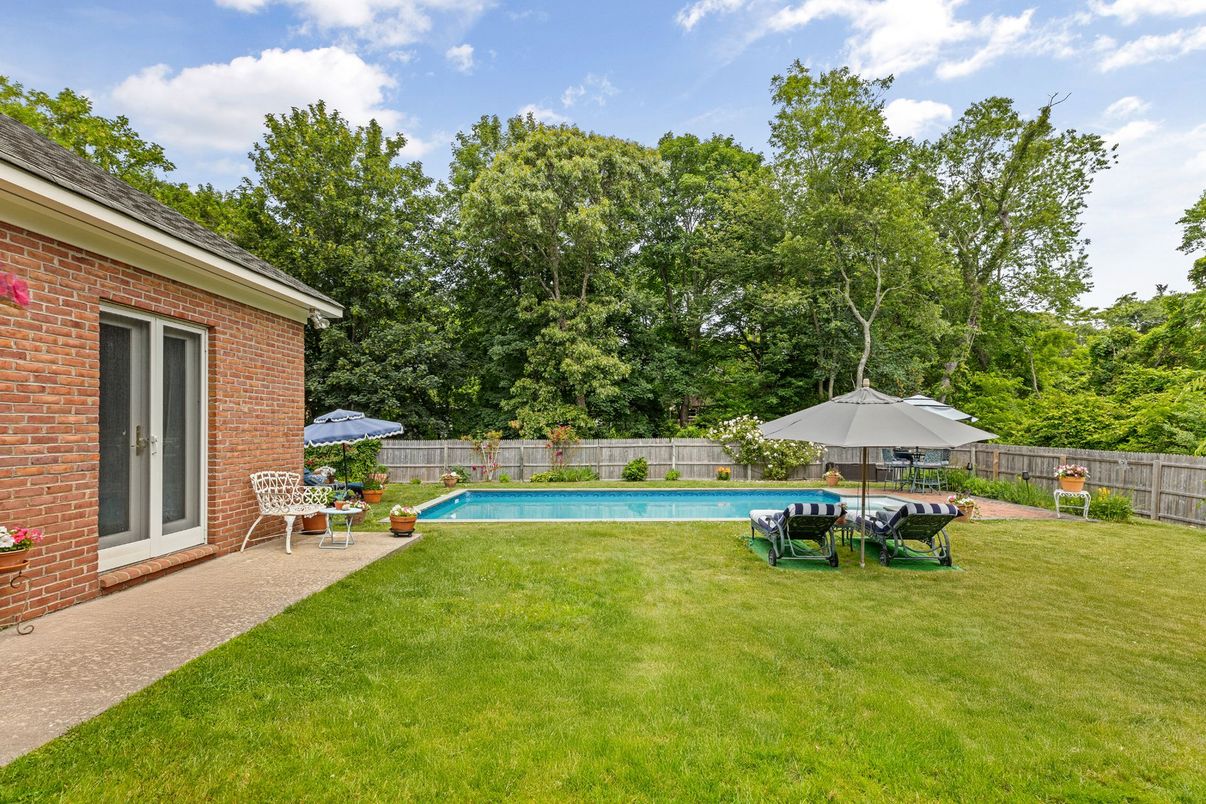 Backyard, Exterior, Pool