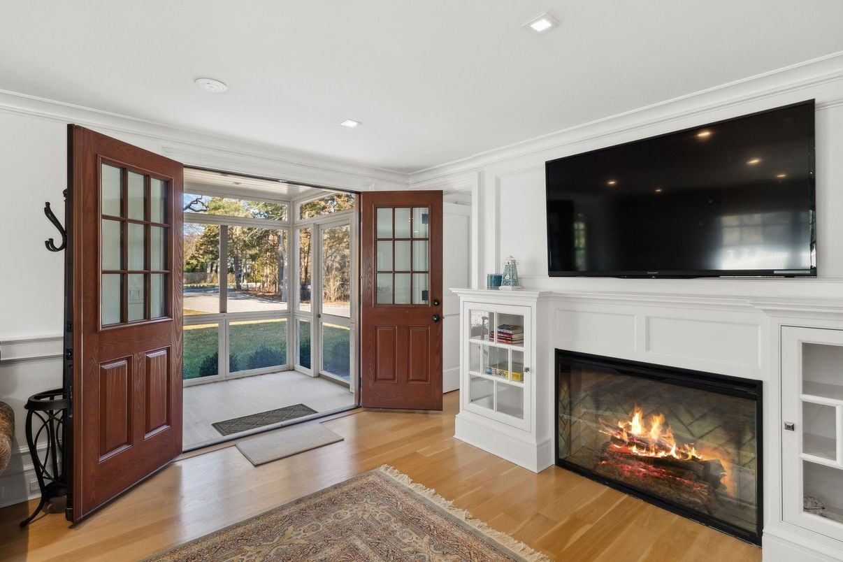 Fireplace, Interior, Recessed Lighting, Wood Texture Flooring