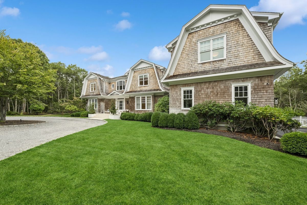 Backyard, Exterior, Facade, Brick Traditional