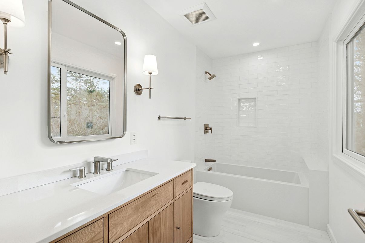 Bathroom, Interior, Recessed Lighting, Wood Texture Flooring