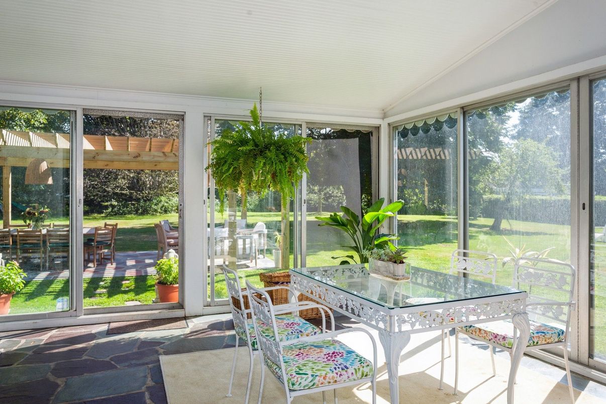 Dining room, Interior, Sun Room