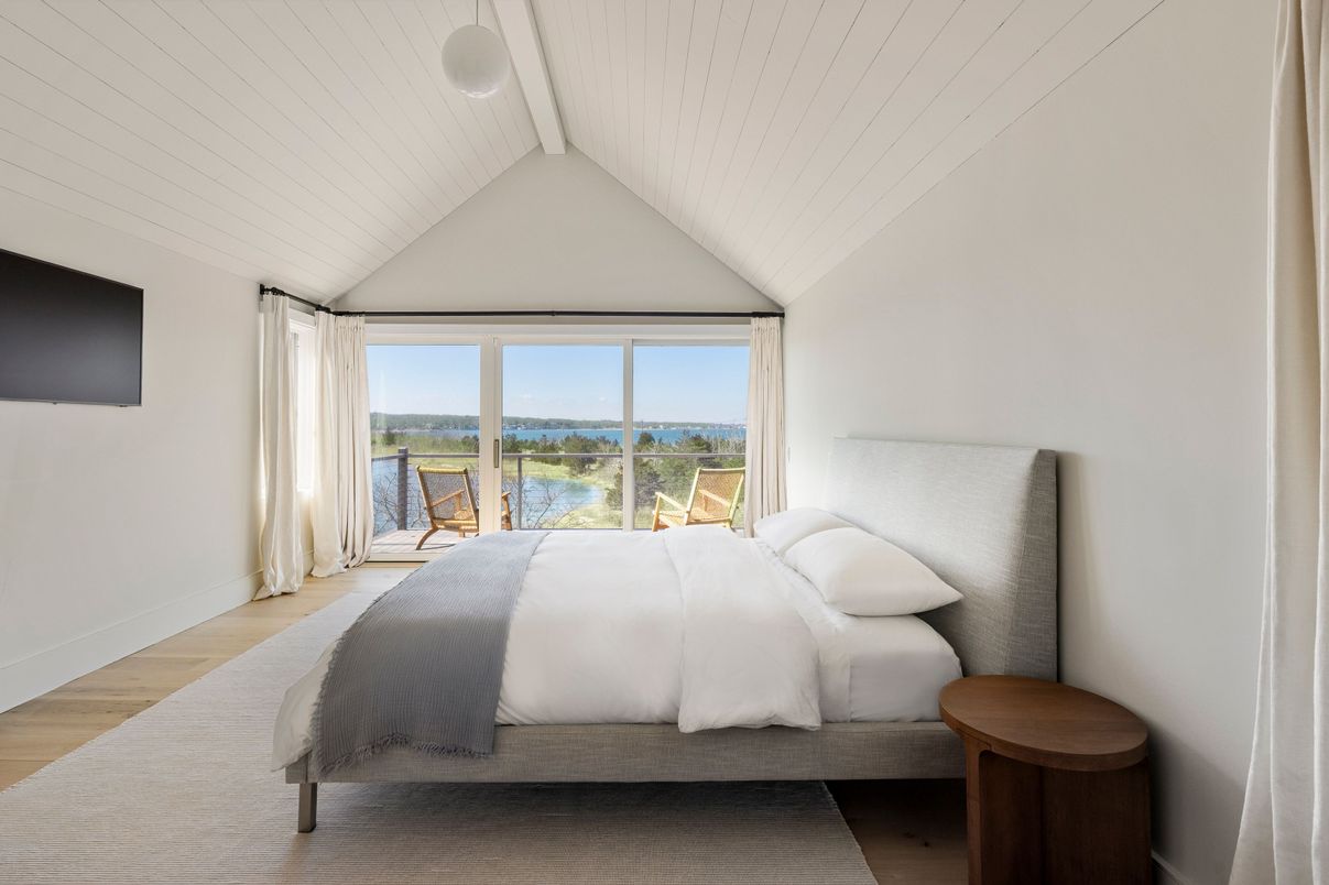 Bedroom, Interior, Water, Wood Texture Flooring