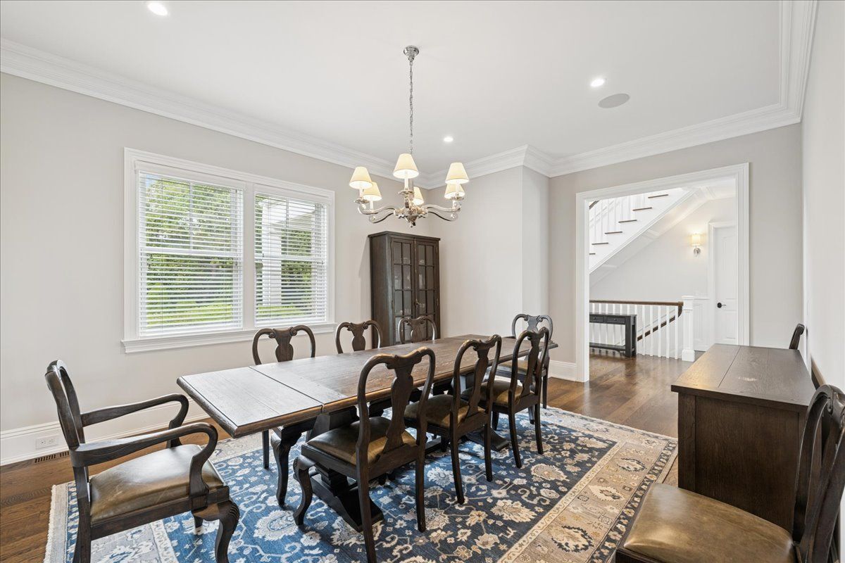 Chandelier, Dining room, Interior, Recessed Lighting, Wood Texture Flooring