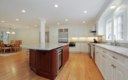 Chandelier, Dining room, Interior, Kitchen, Pendant Lights, Recessed Lighting, Stainless Steel Appliances, Wood Texture Flooring