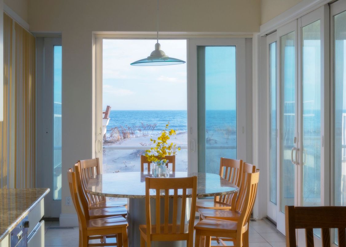 Dining room, Interior, Pendant Lights, Water