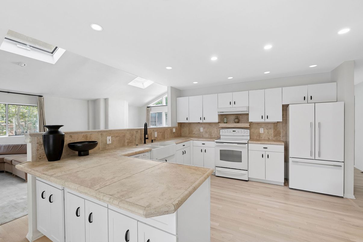 Interior, Kitchen, Recessed Lighting, Wood Texture Flooring