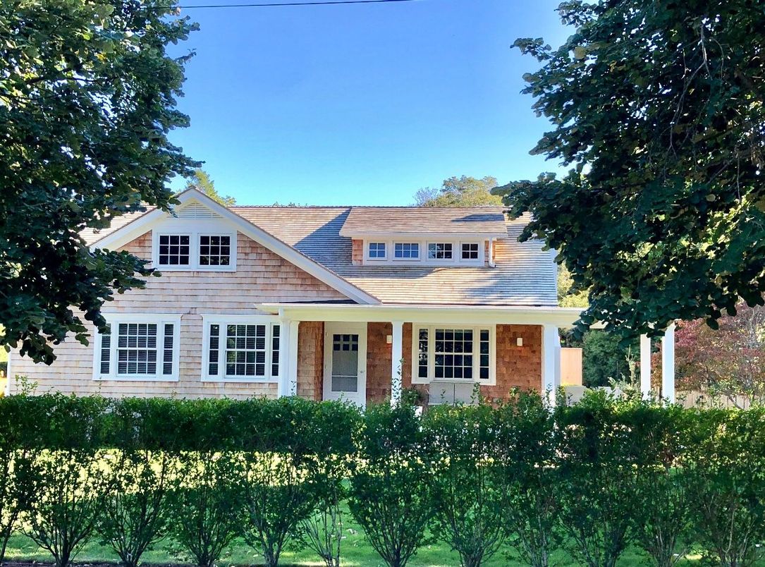 Exterior, Facade, Brick Facade, Farmhouse