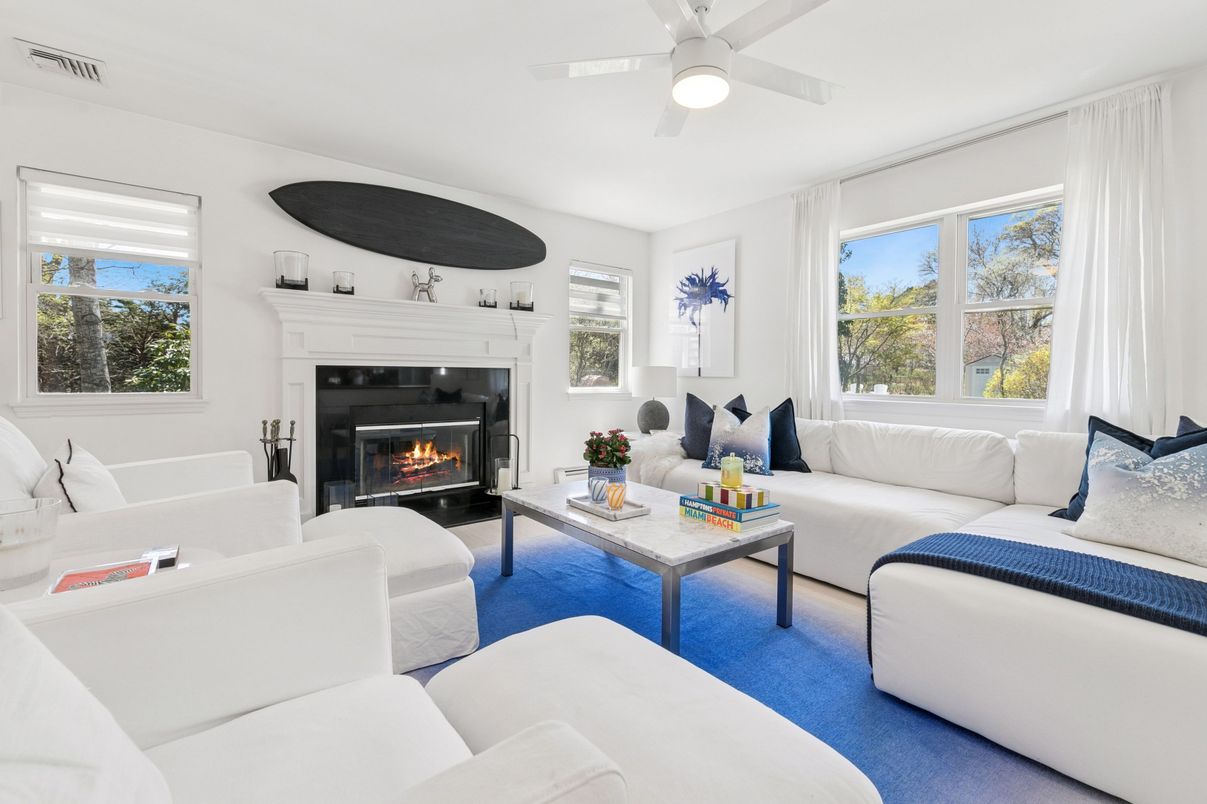 Fireplace, Interior, Living room